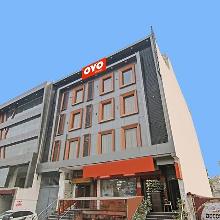 Hotel 19 West New Delhi Exterior photo