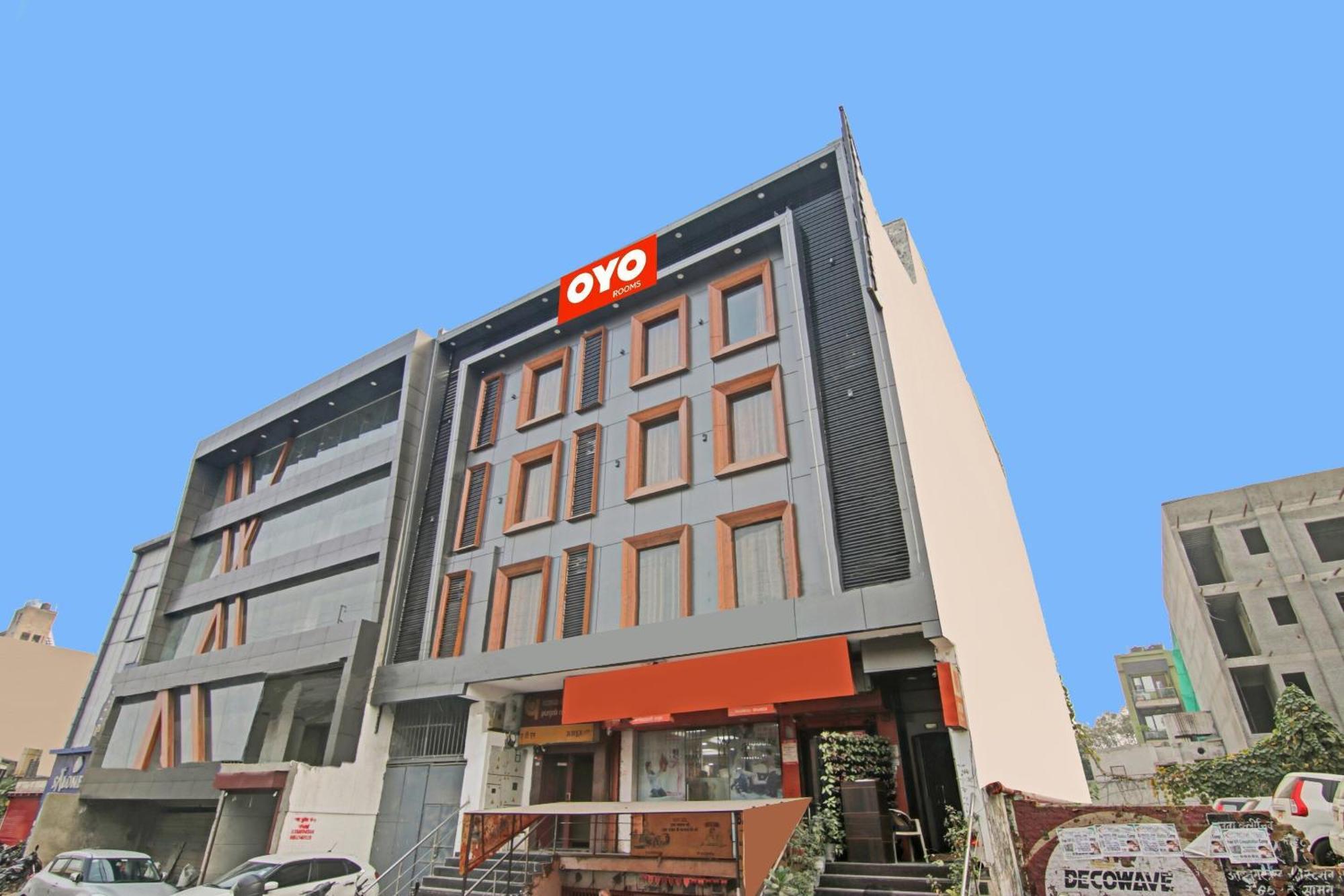 Hotel 19 West New Delhi Exterior photo